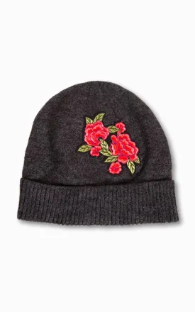 JH206 Cable Knit Floral decoration Beanie JH206 Cable Knit Floral decoration Beanie