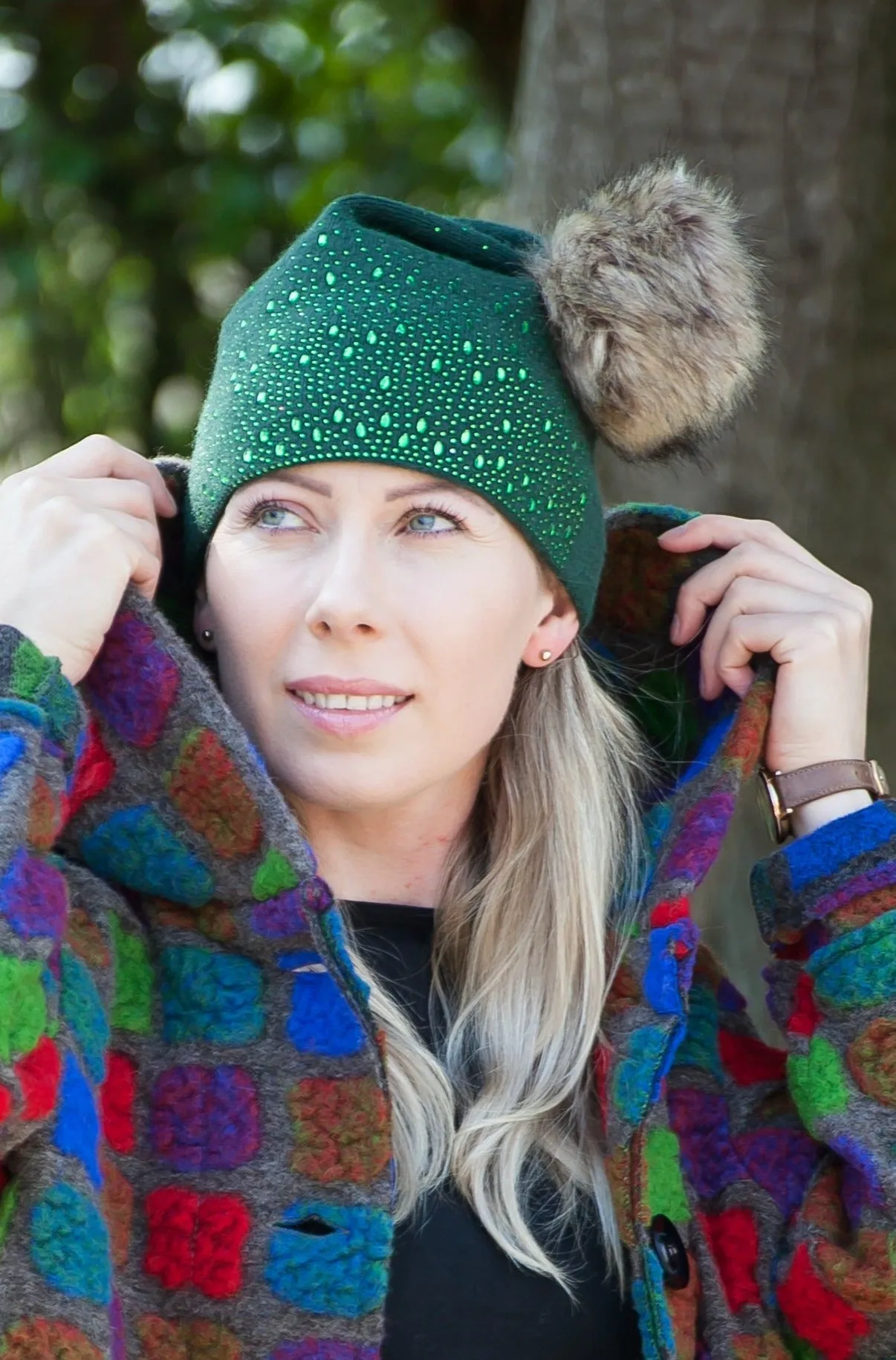 OLYWN Sparkle Pom Pom Hat (faux pom) HL20-F21