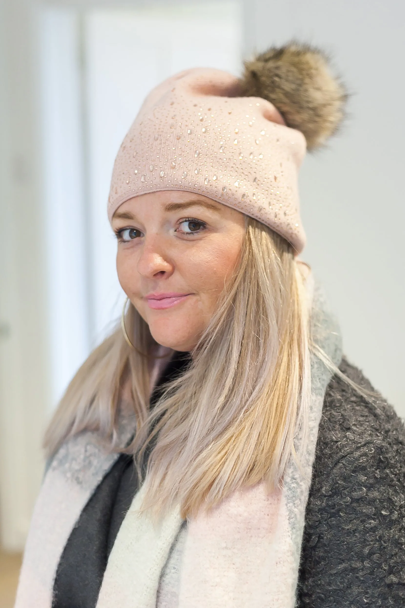 OLYWN Sparkle Pom Pom Hat (faux pom) HL20-F21